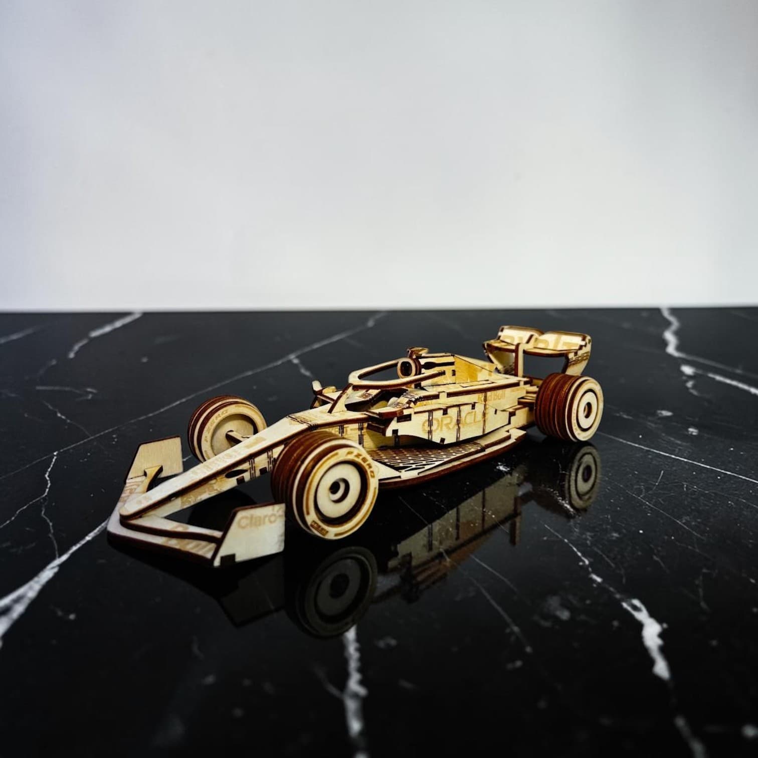 Medinis Formula F1 - Delionė