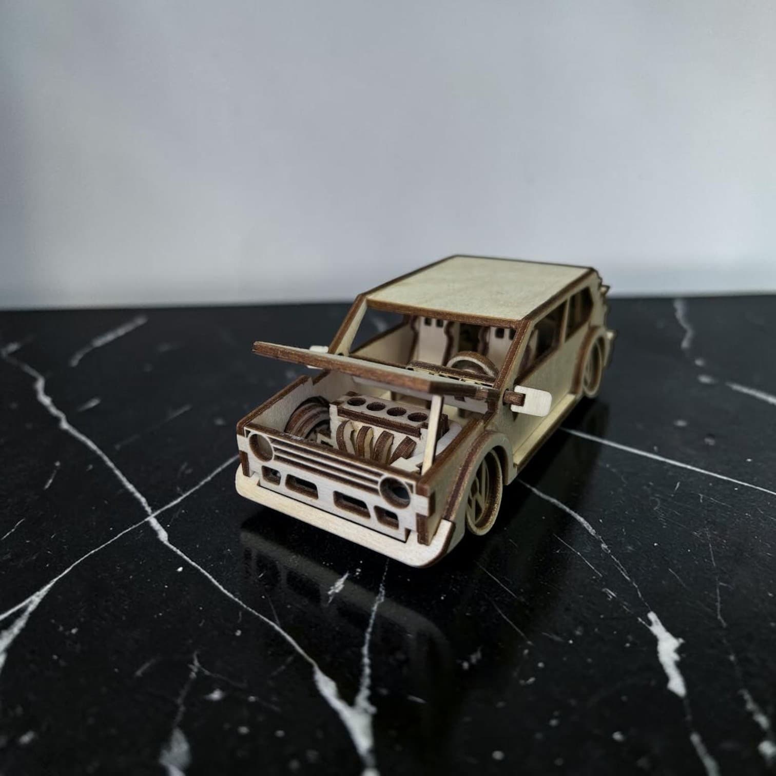 Medinis Volkswagen Golf 2 - Delionė